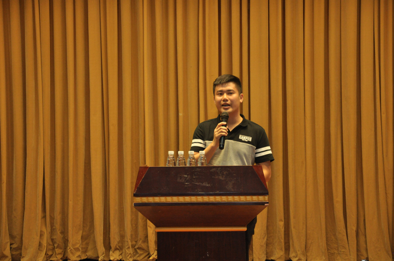 冯镜华校友介绍经验及体会-800